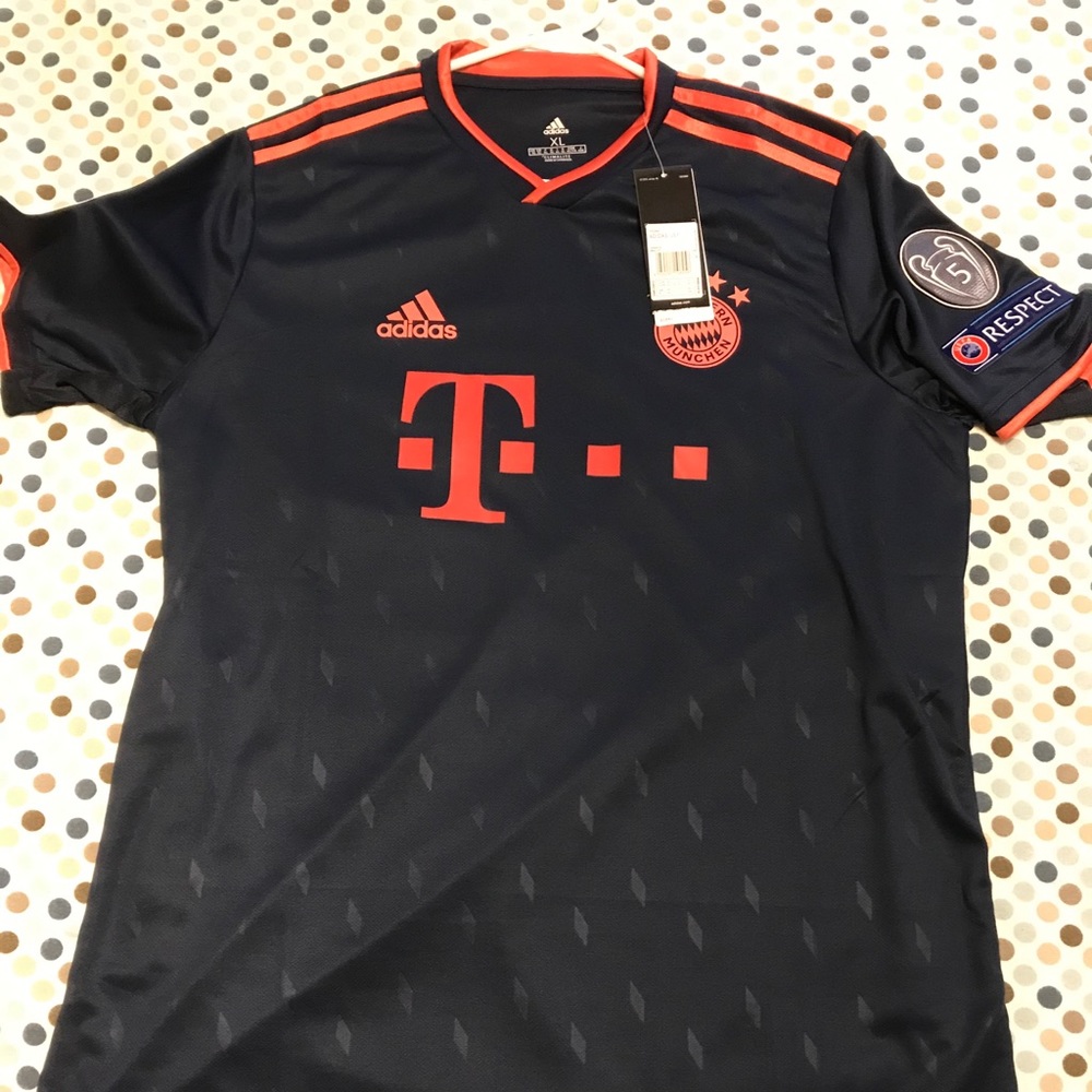 Bayern Munich third kit 2019/20